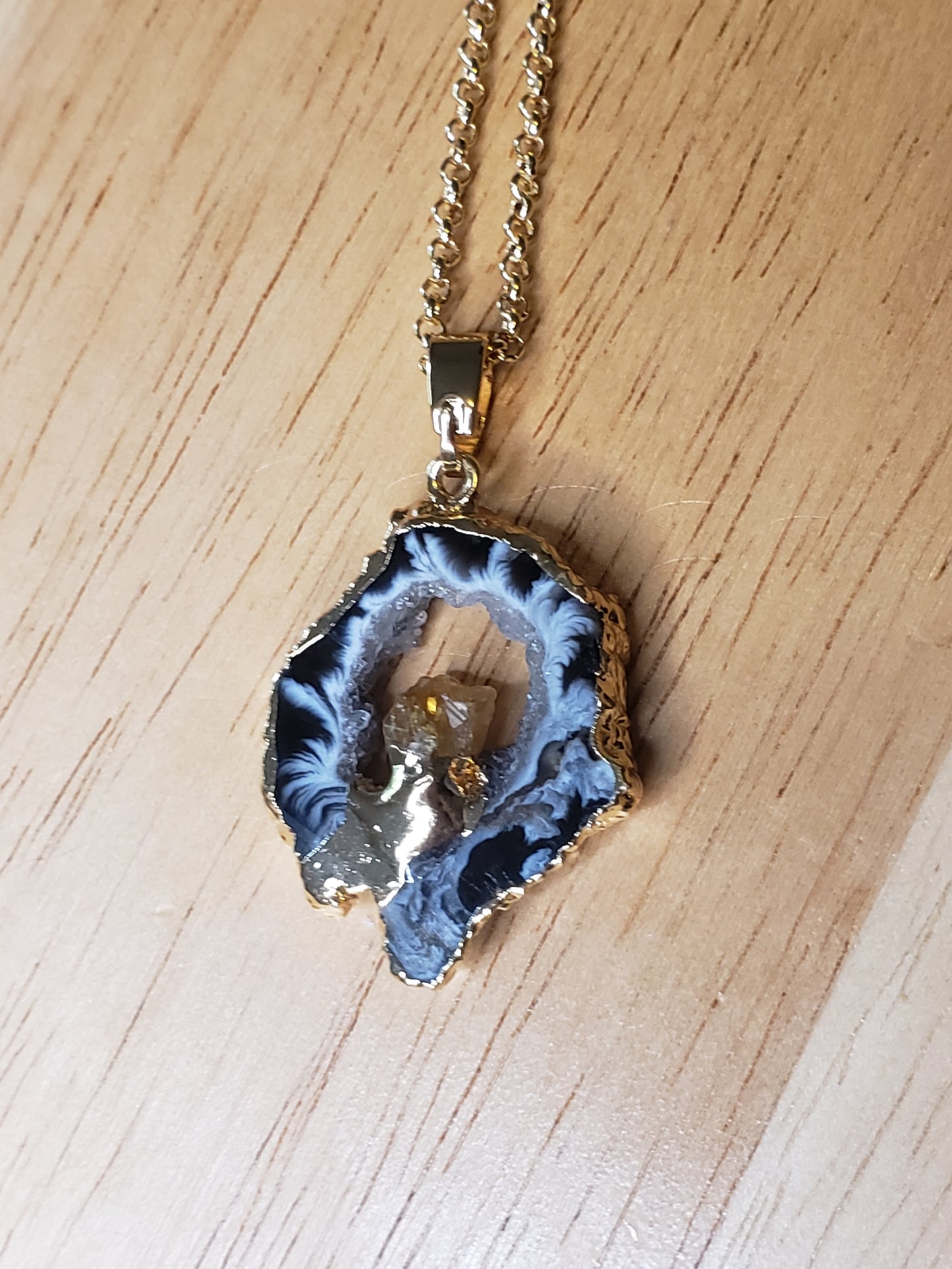 Agate Geode Slice Pendant Necklace