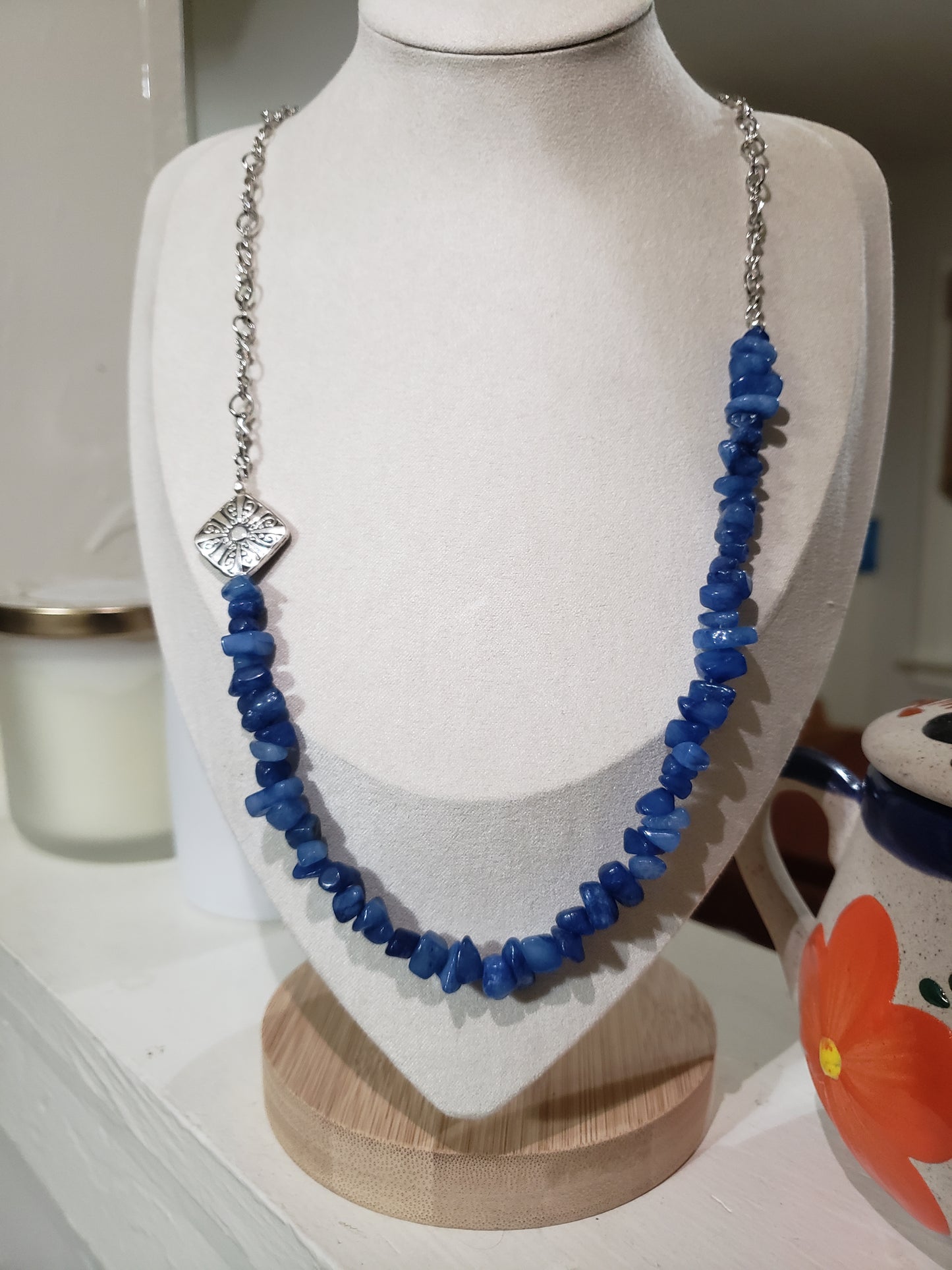 Silver and blue chip necklace