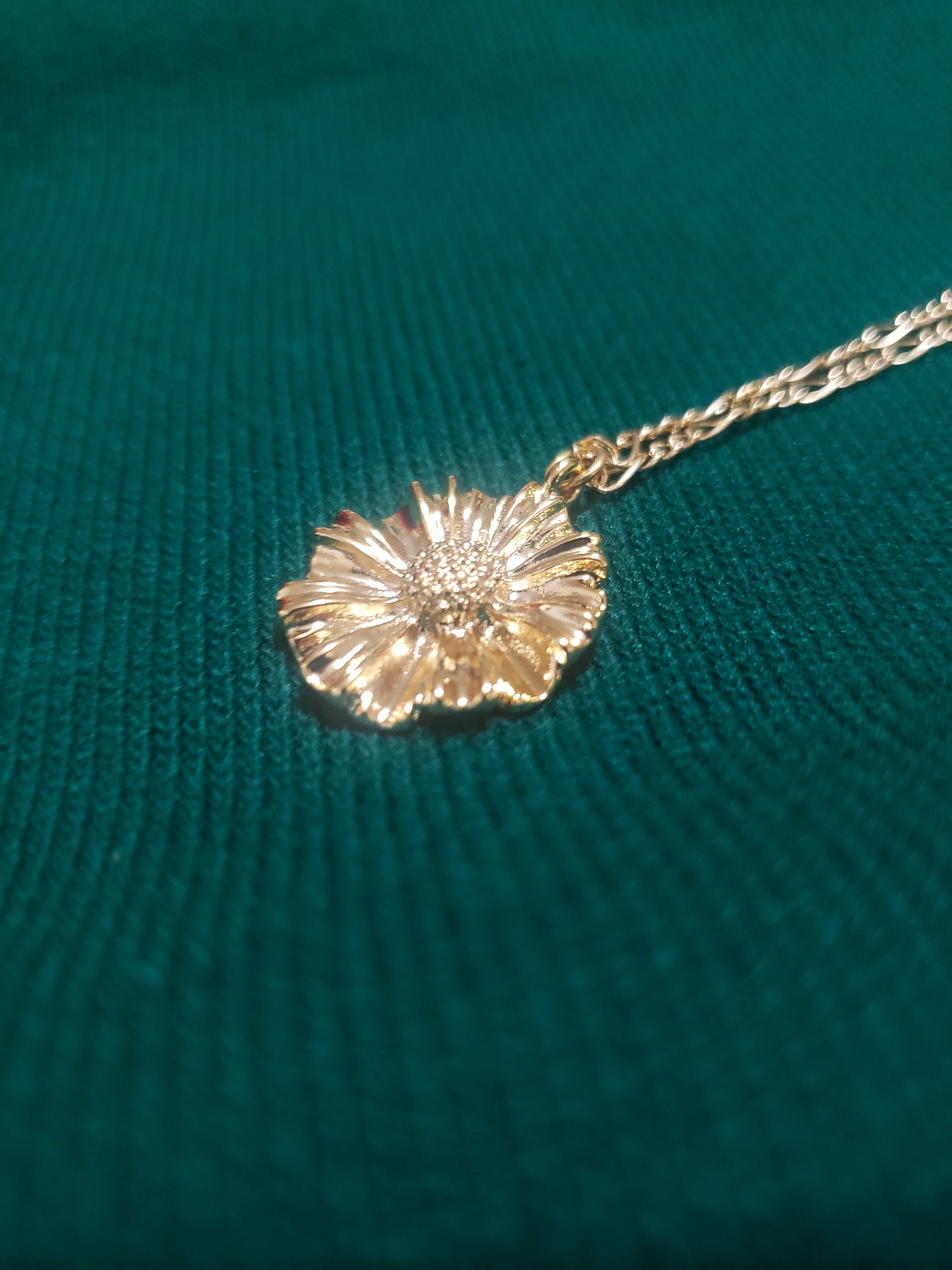Golden Sunflower Pendant Necklace