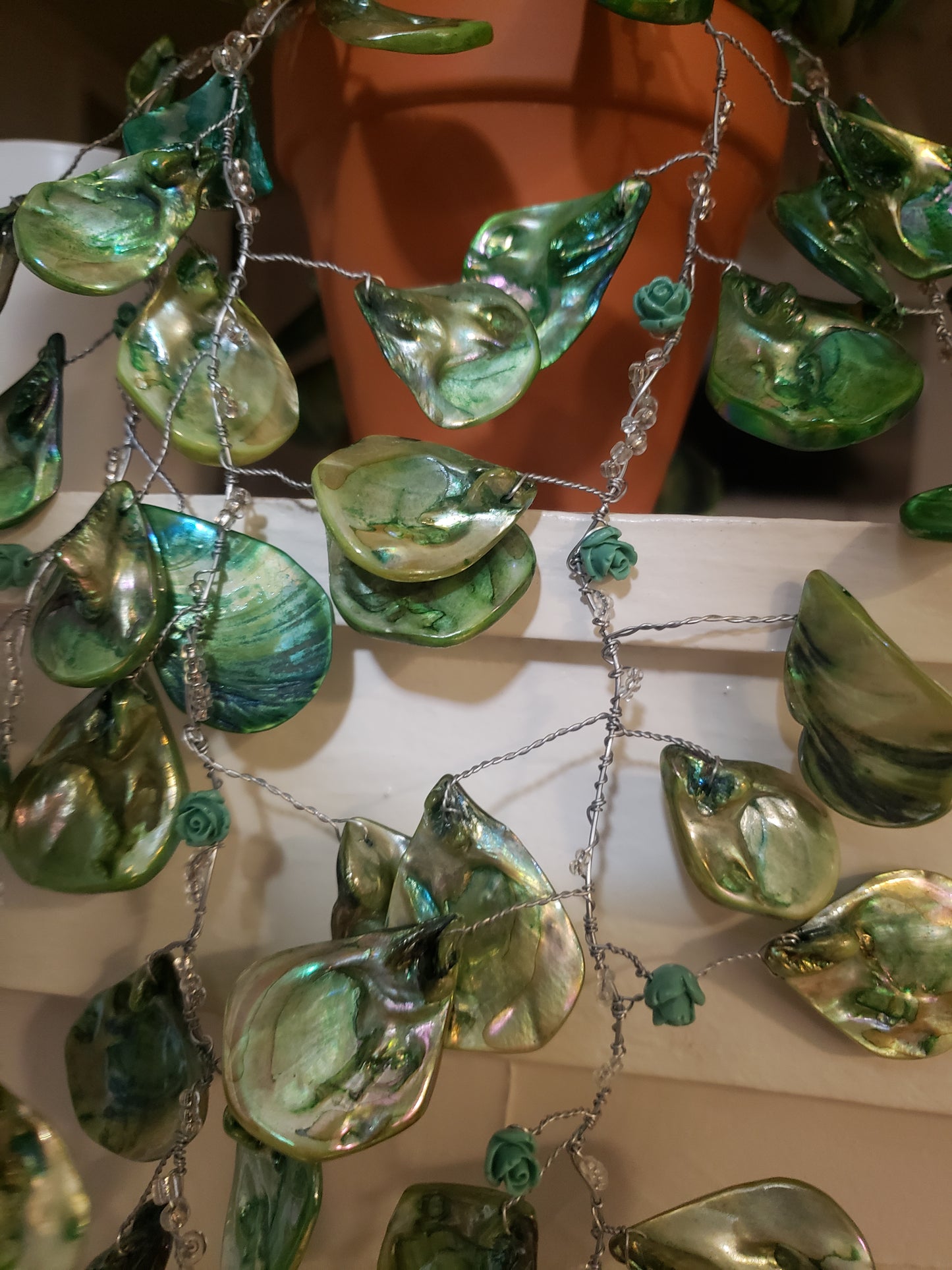 Beaded Plant- Green Auroaboralis Draping Leaf