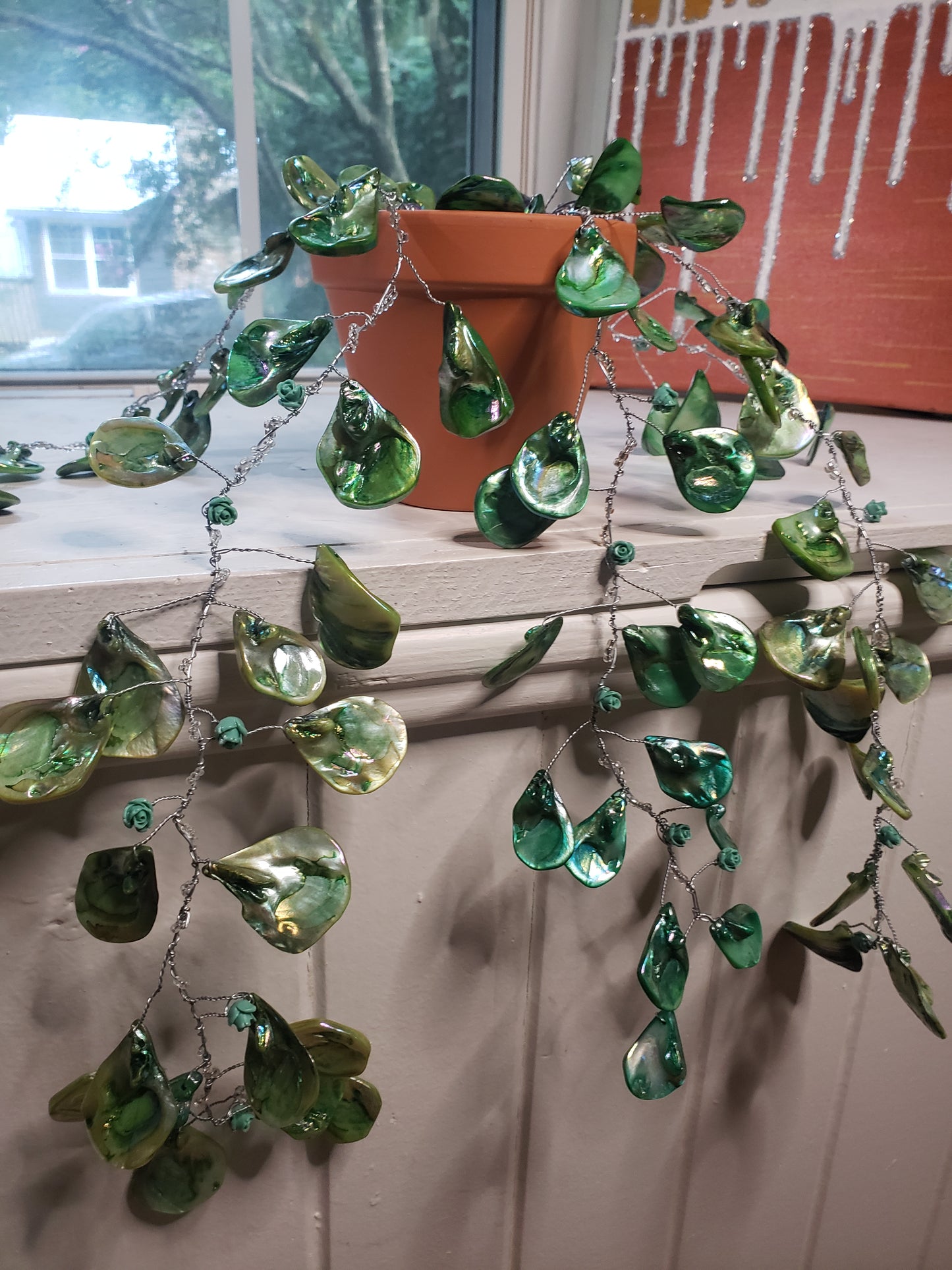 Beaded Plant- Green Auroaboralis Draping Leaf