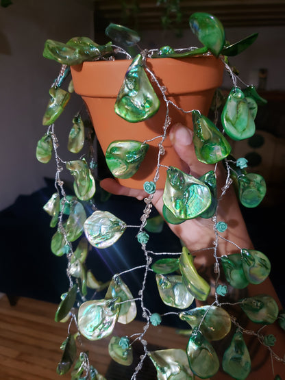 Beaded Plant- Green Auroaboralis Draping Leaf